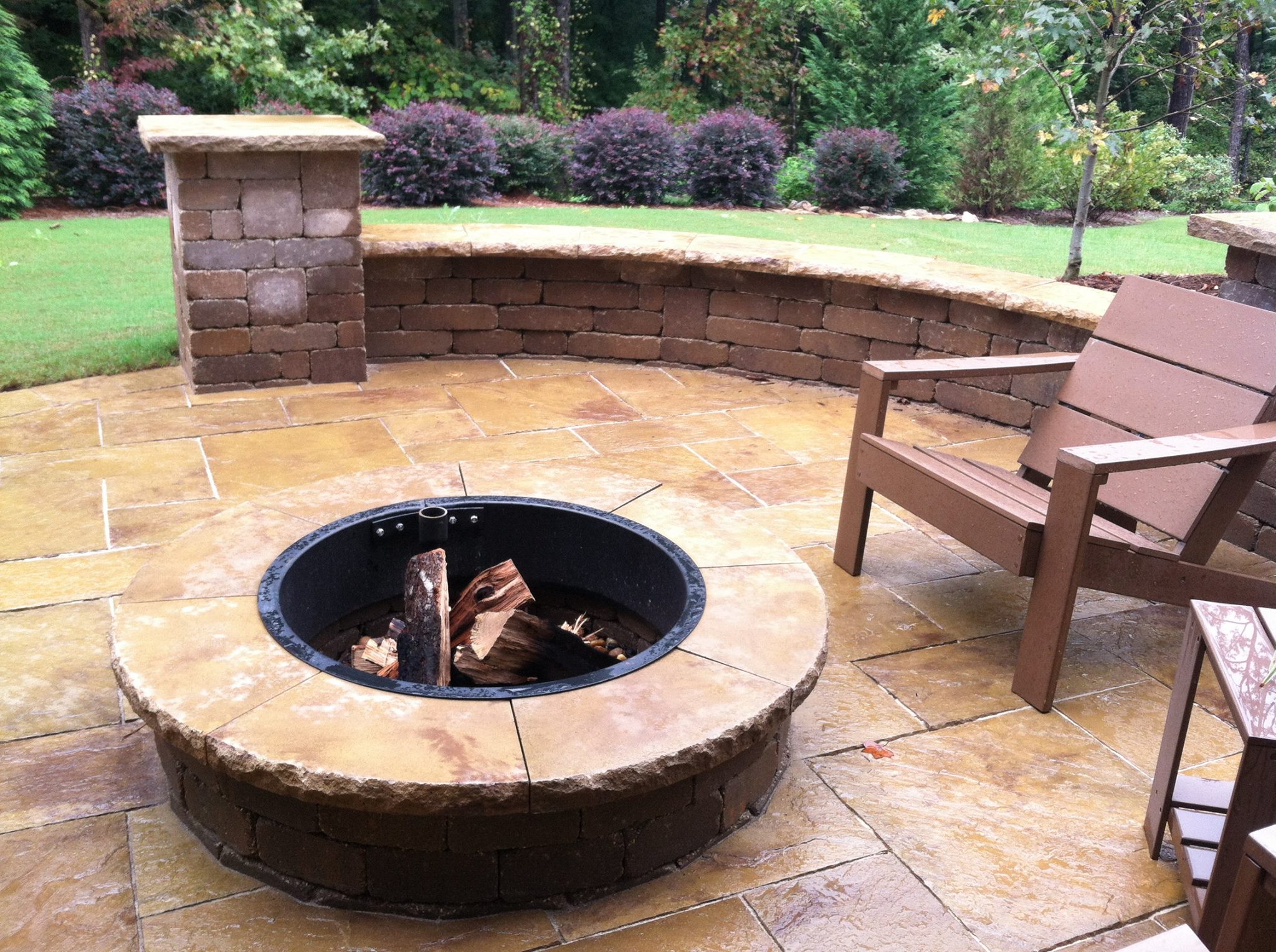 Silver Creek pavers with Lakeland Seat Walls- Grand fire pit with cap